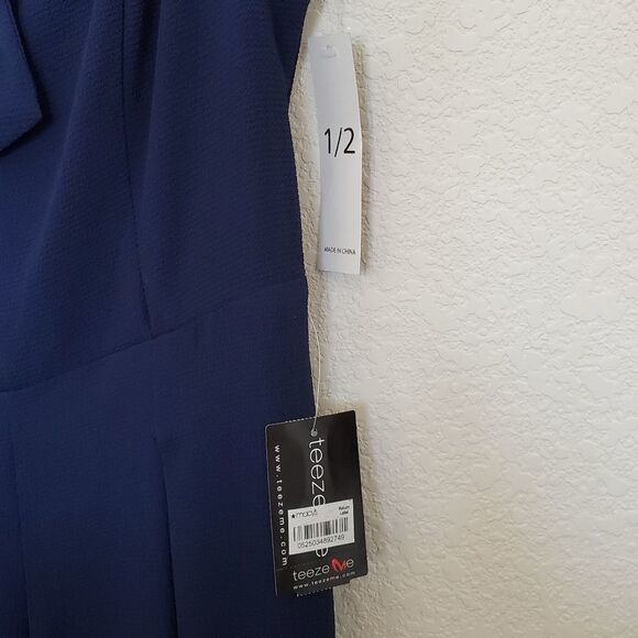 Teeze Me Juniors Sleeveless Textured Jumpsuit 1/2 Spaghetti Straps New - Picture 11 of 12